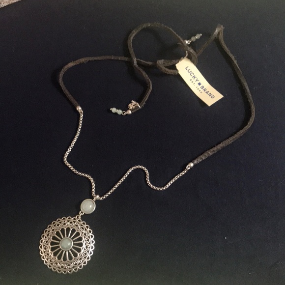 NWT silver & gray boho leather adjustable necklace - Picture 2 of 5